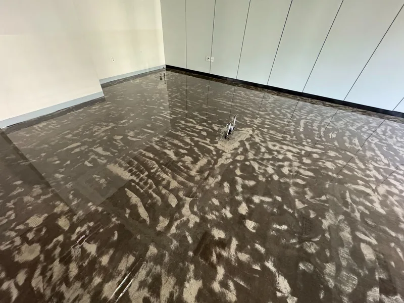 Renovated APRL lab floor, photo 3