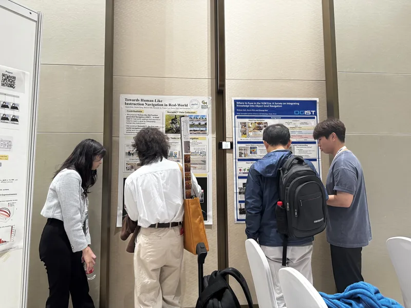 APRL at IROS 2025 in Hangzhou, photo 4
