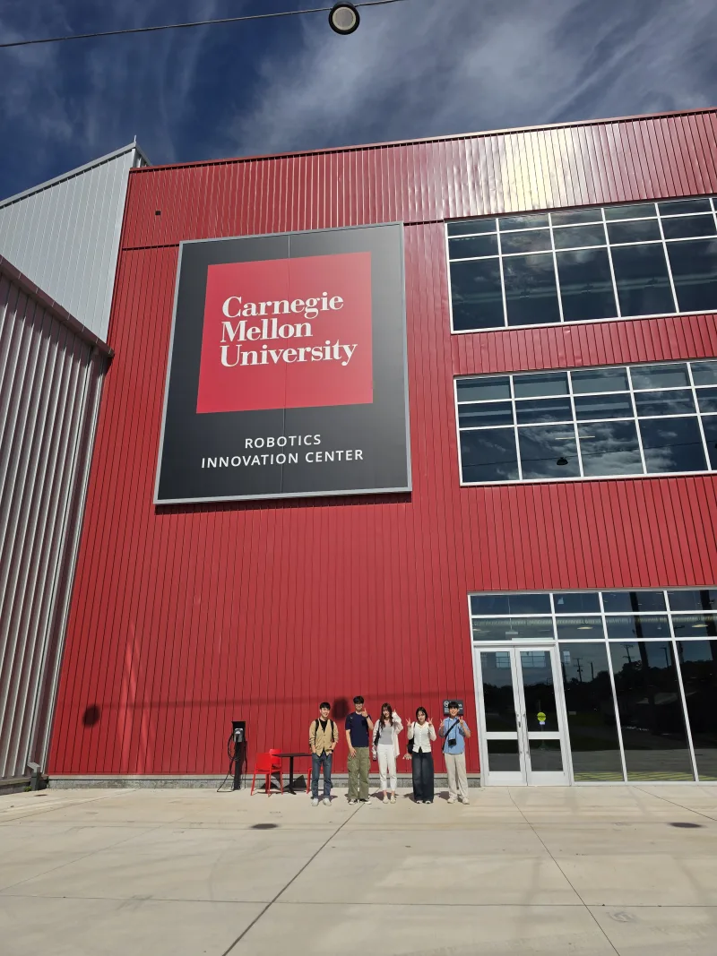 APRL members outside Carnegie Mellon University